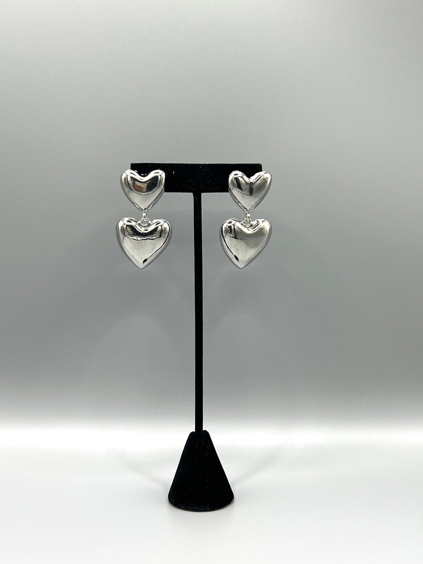 “Hearts on Deck” Earring