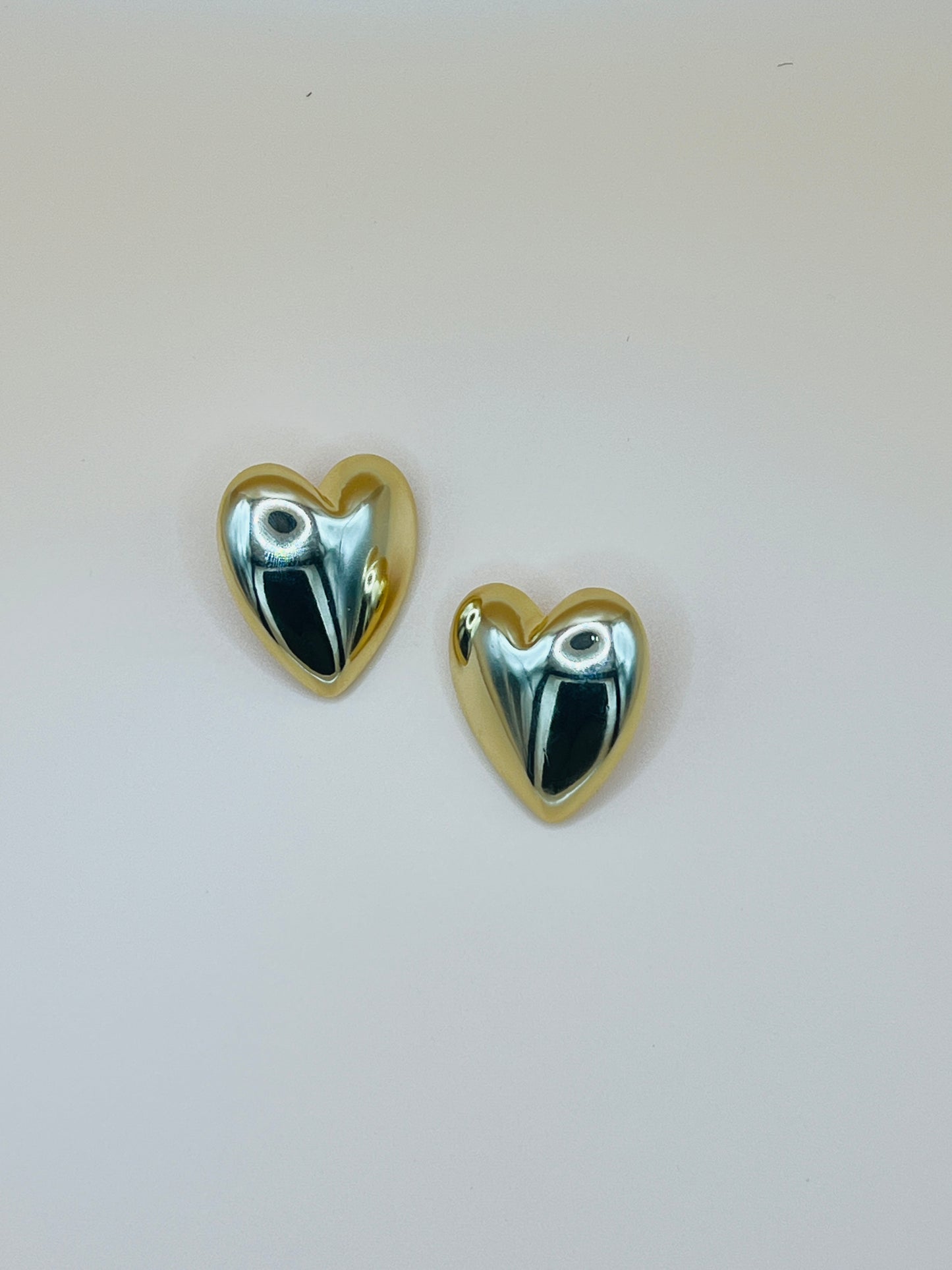 “Heart of Gold” Earring