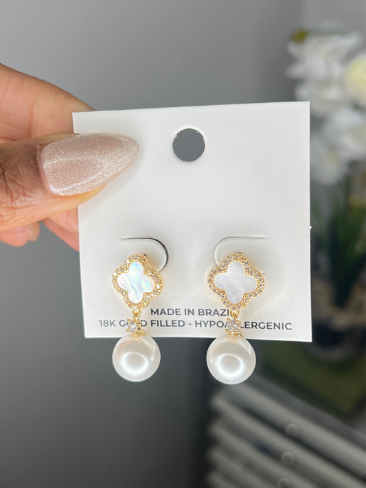 “Pearl” Clover Drop Earting